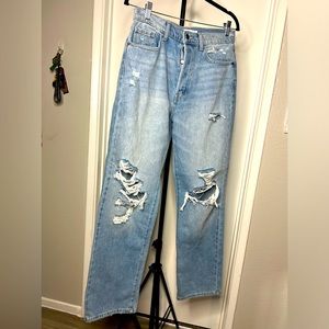 Women’s Baggy ripped washed jeans